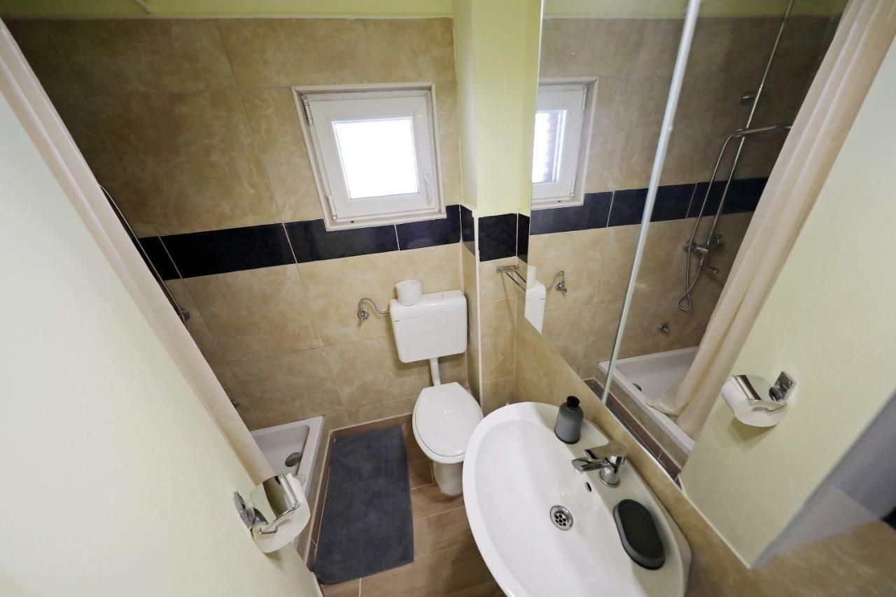Villa Terracotta Studio 2 Starigrad Paklenica Eksteriør bilde